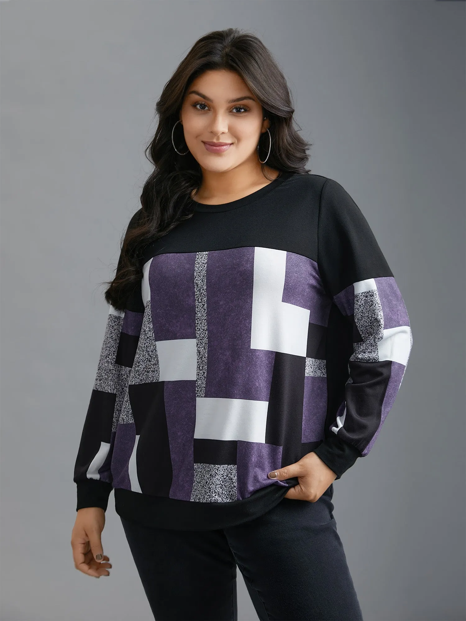 Crew Neck Geometric Patchwork Sweatshirt sold by Bloomchic product image thumbnail 3