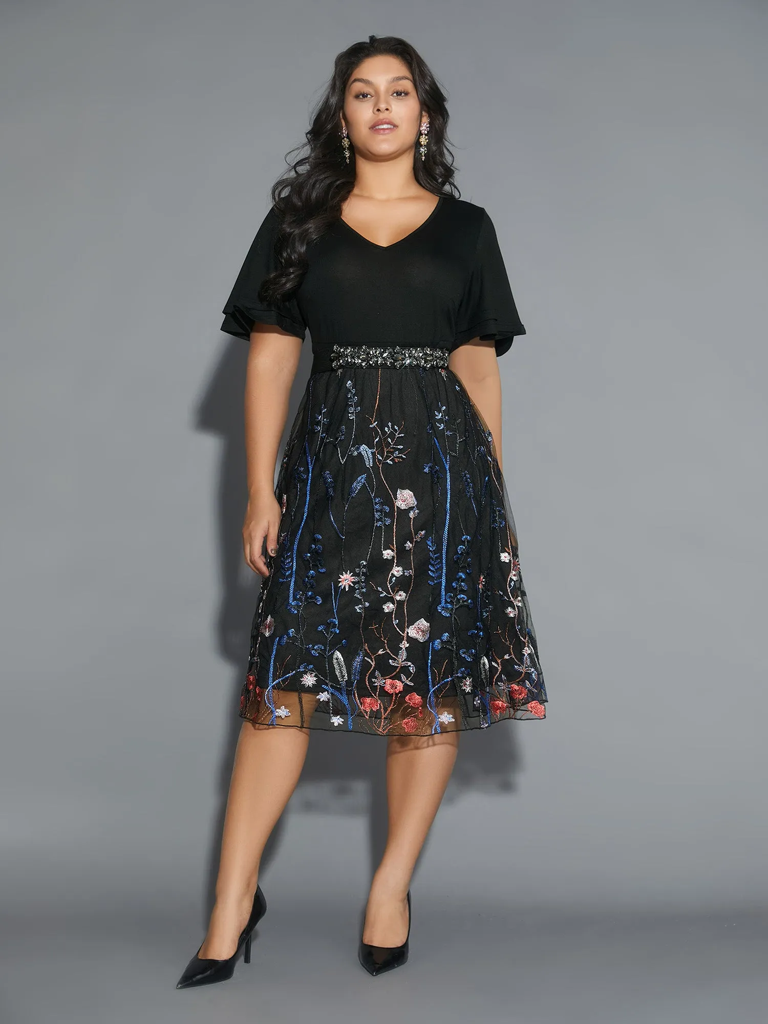 V Neck Mesh Embroidered Patch Dress sold by Bloomchic product image thumbnail 4