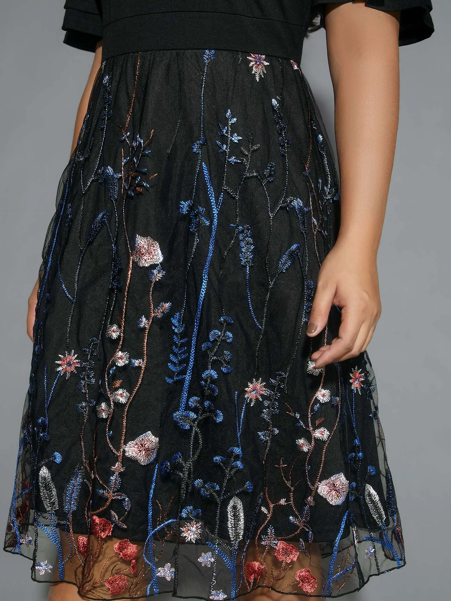 V Neck Mesh Embroidered Patch Dress sold by Bloomchic product image thumbnail 2