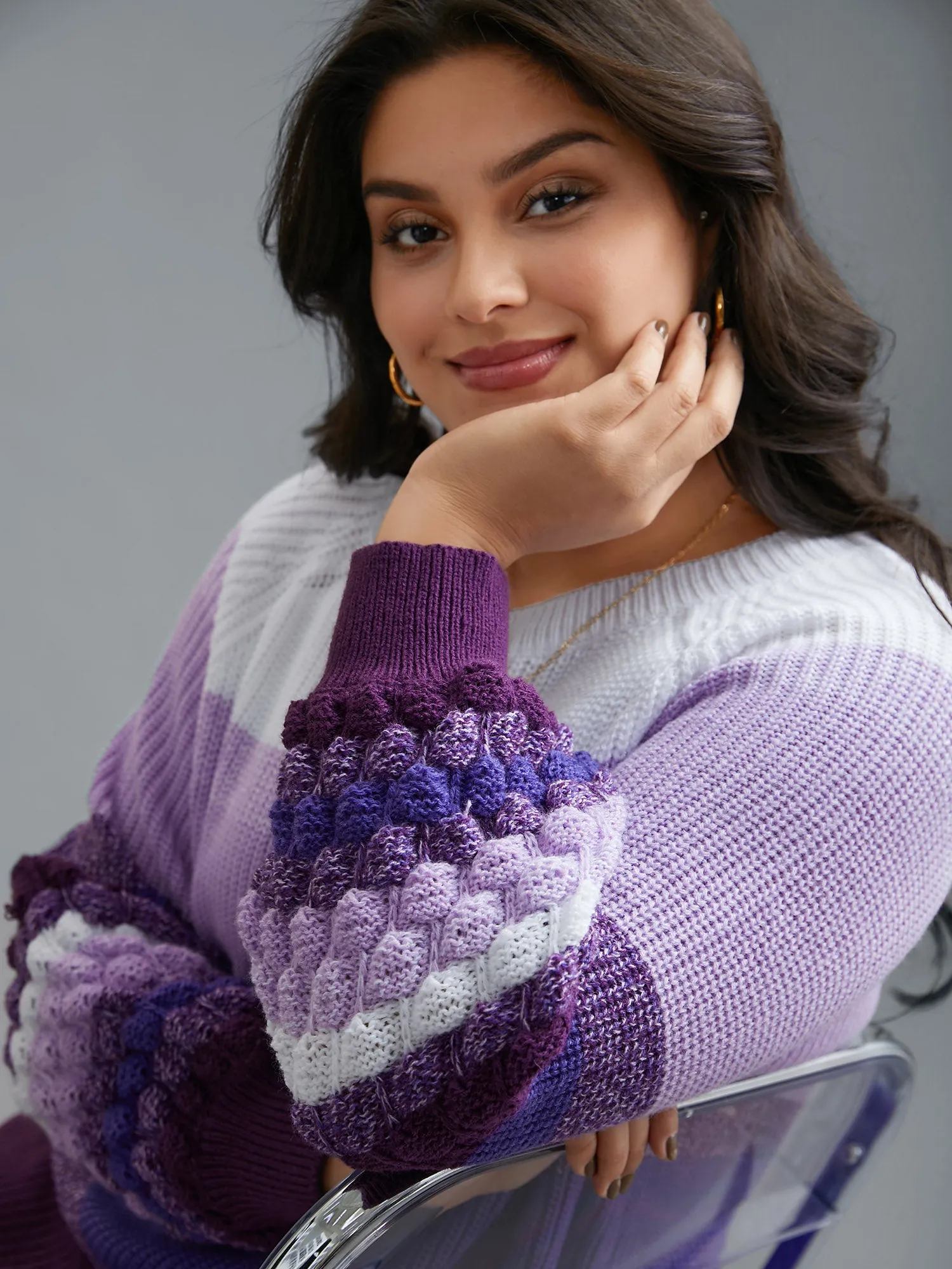 Color contrast Plisse Raglan Sleeve Pullover sold by Bloomchic product image thumbnail 4