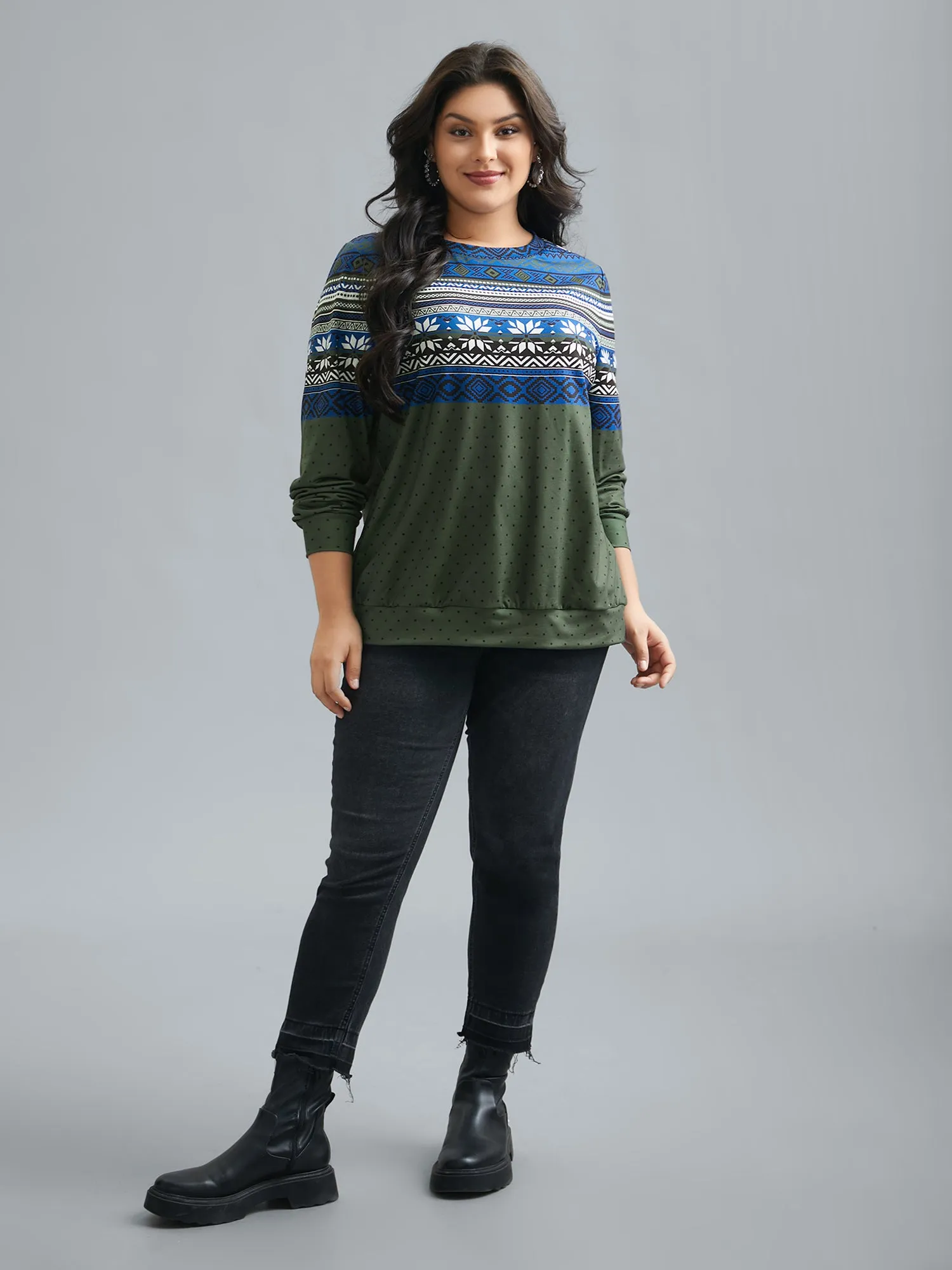 Round Neck Geometric Polka Dot Patchwork Sweatshirt sold by Bloomchic product image thumbnail 3