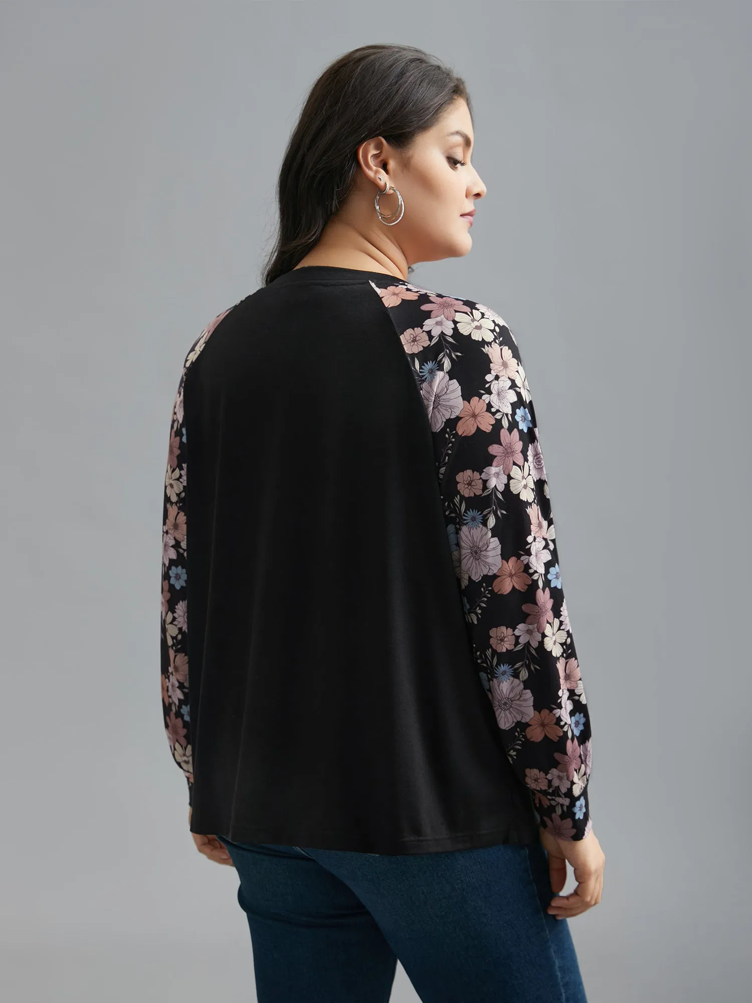 Floral Raglan Sleeve Contrast Fabric T-Shirt sold by Bloomchic product image thumbnail 3
