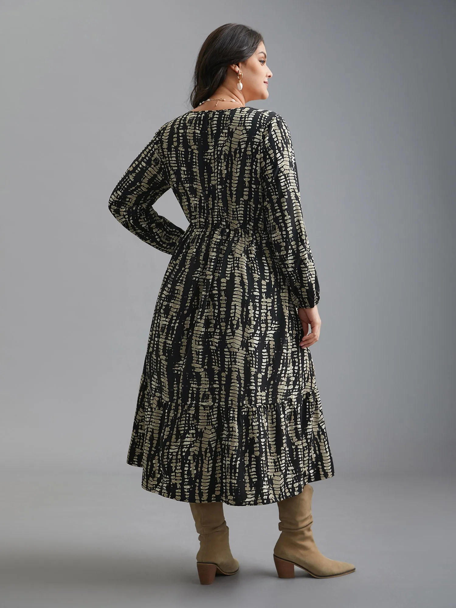 V-Neck Color Contrast Ruched Dress sold by Bloomchic product image thumbnail 5