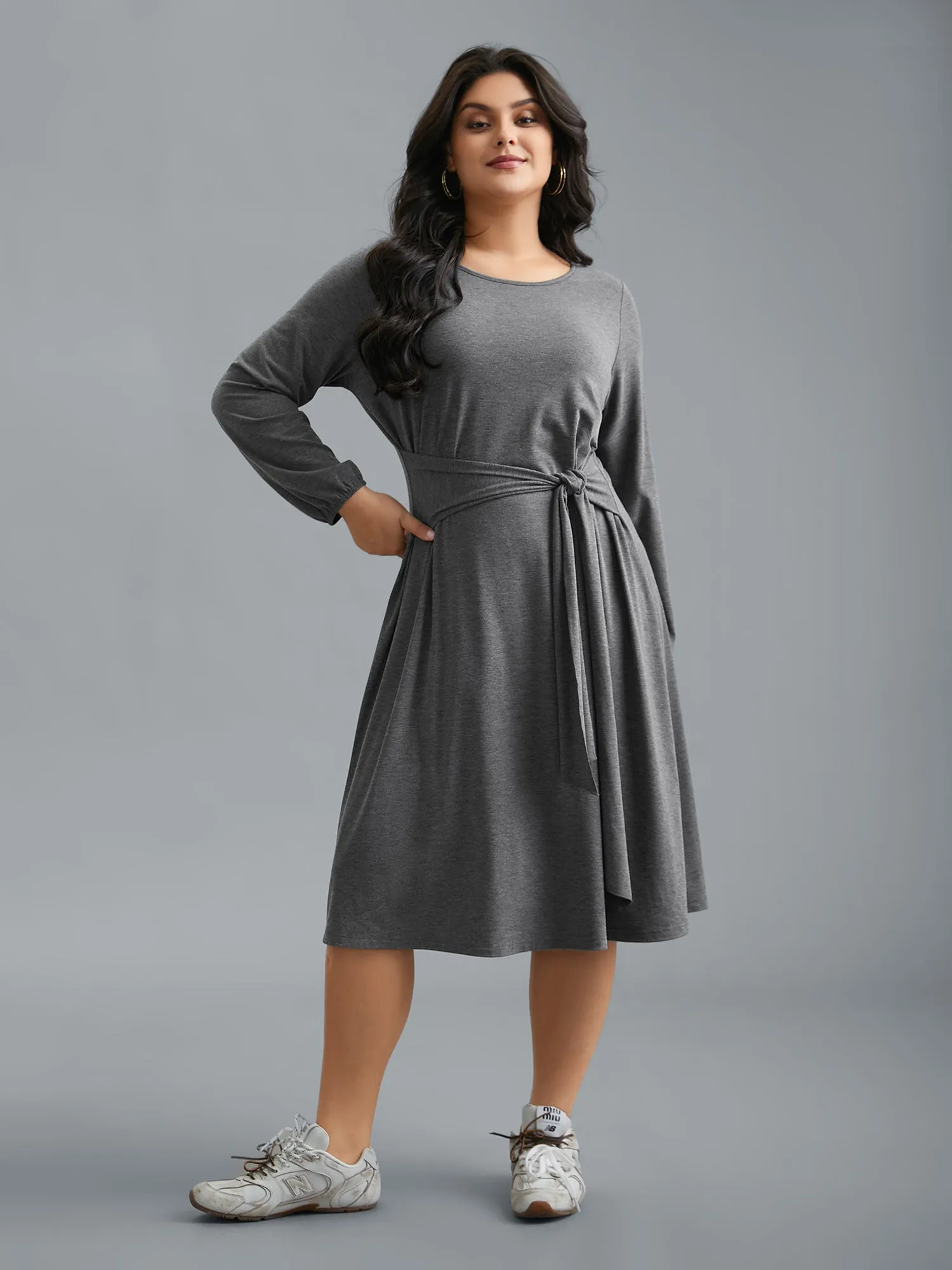 Stretchy Waist-Tie Plain Knit Dress sold by Bloomchic product image thumbnail 4
