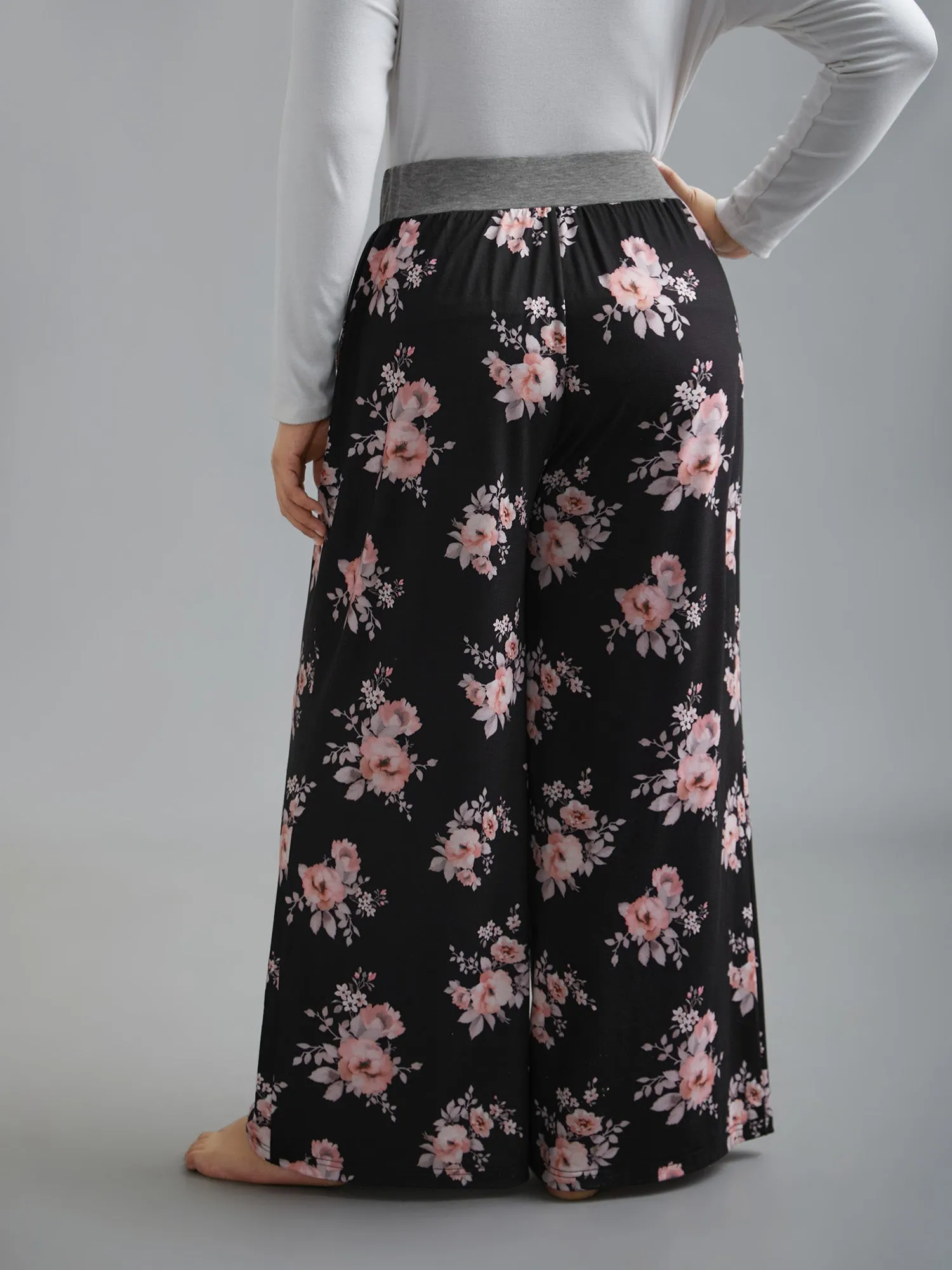 Floral Contrast Waist Lounge Bottoms sold by Bloomchic product image thumbnail 2