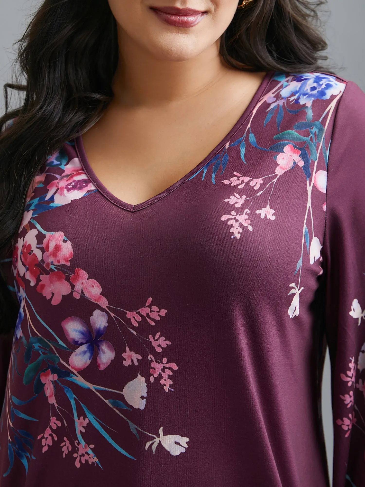V Neck Floral Print Stretchy T-Shirt sold by Bloomchic product image thumbnail 5