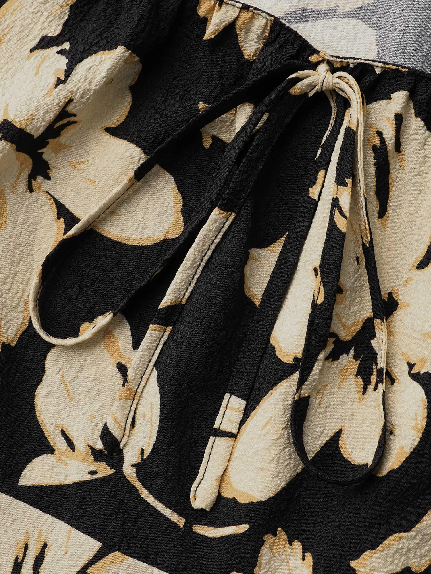 Square Neck Silhouette Flower Ruffled Dress sold by Bloomchic product image thumbnail 5