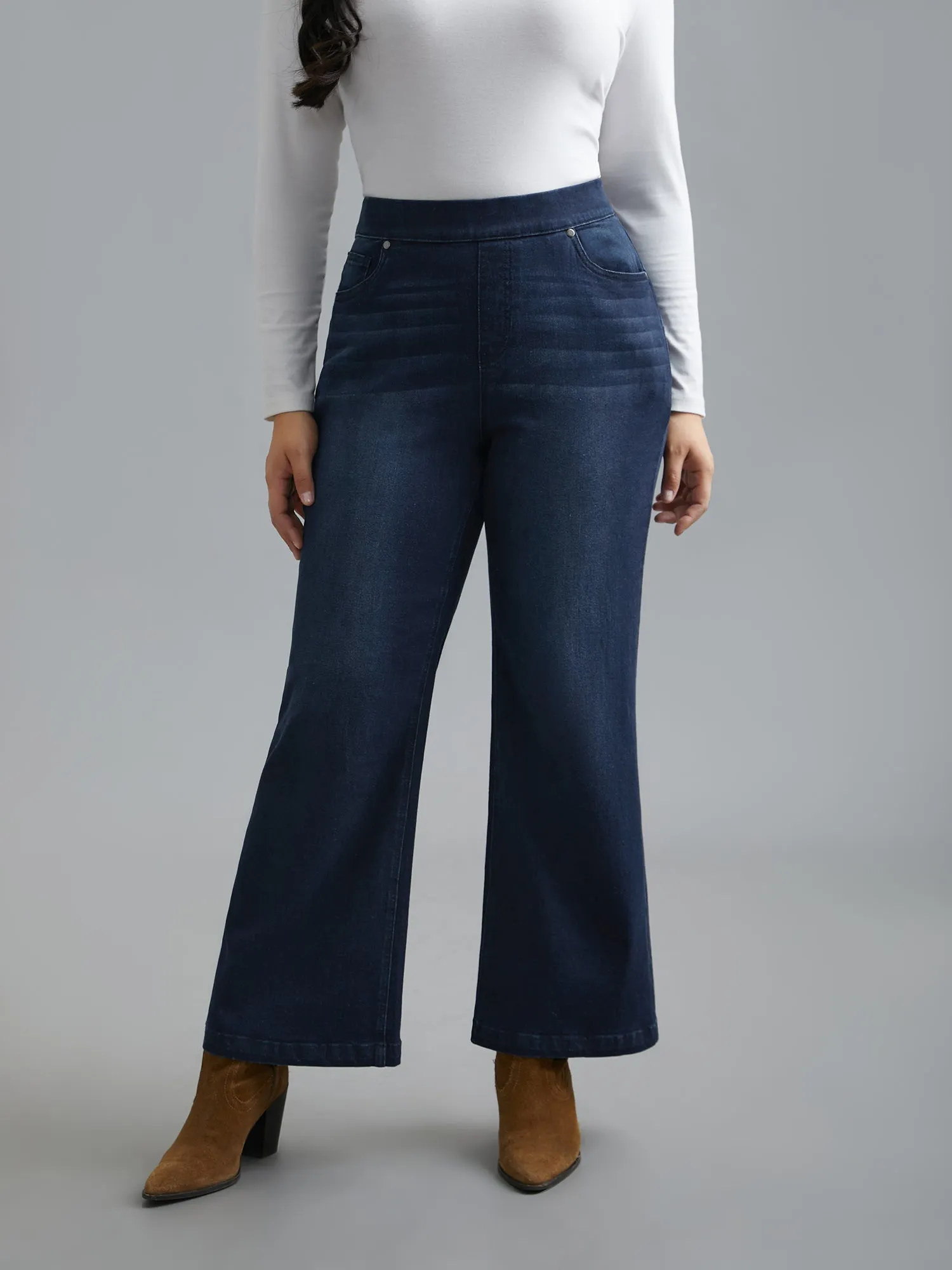 Elastic Waist Pocket Bootcut Jeans sold by Bloomchic product image thumbnail 4