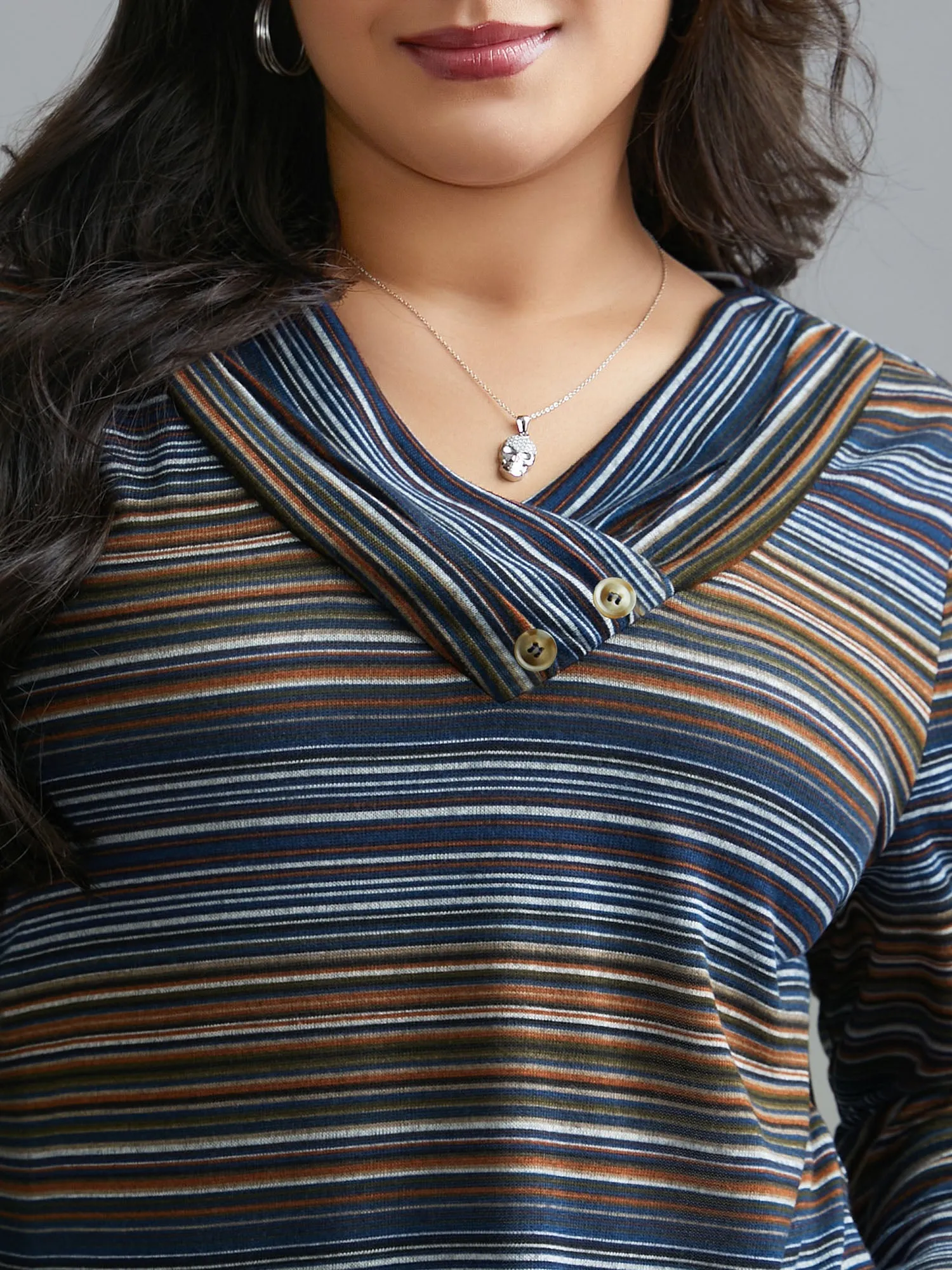 V Neck Multi-Color Stripes Slim-Fit T-Shirt sold by Bloomchic product image thumbnail 2