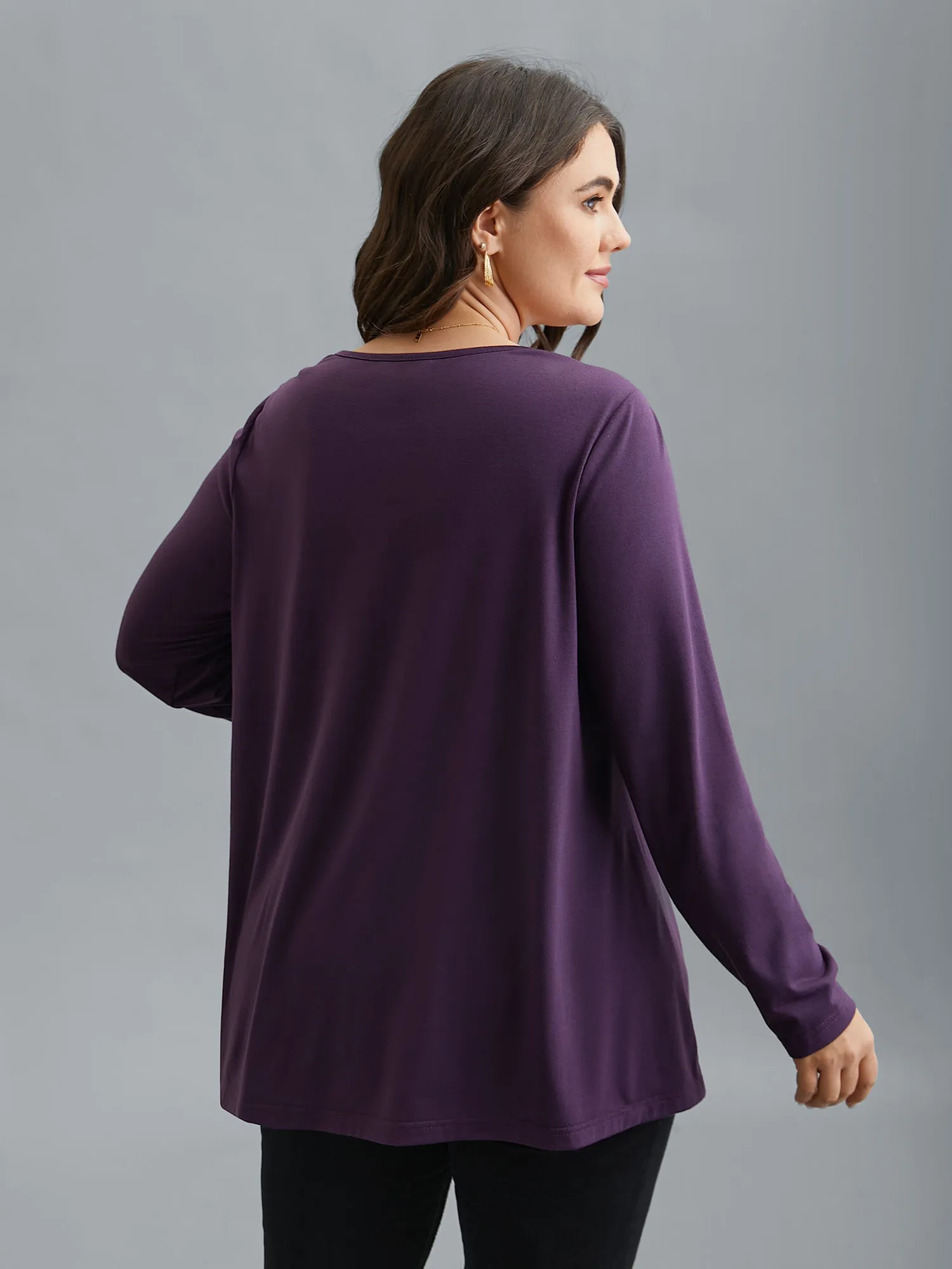 Crew Neck Lace Detail Pleated T-Shirt sold by Bloomchic product image thumbnail 5