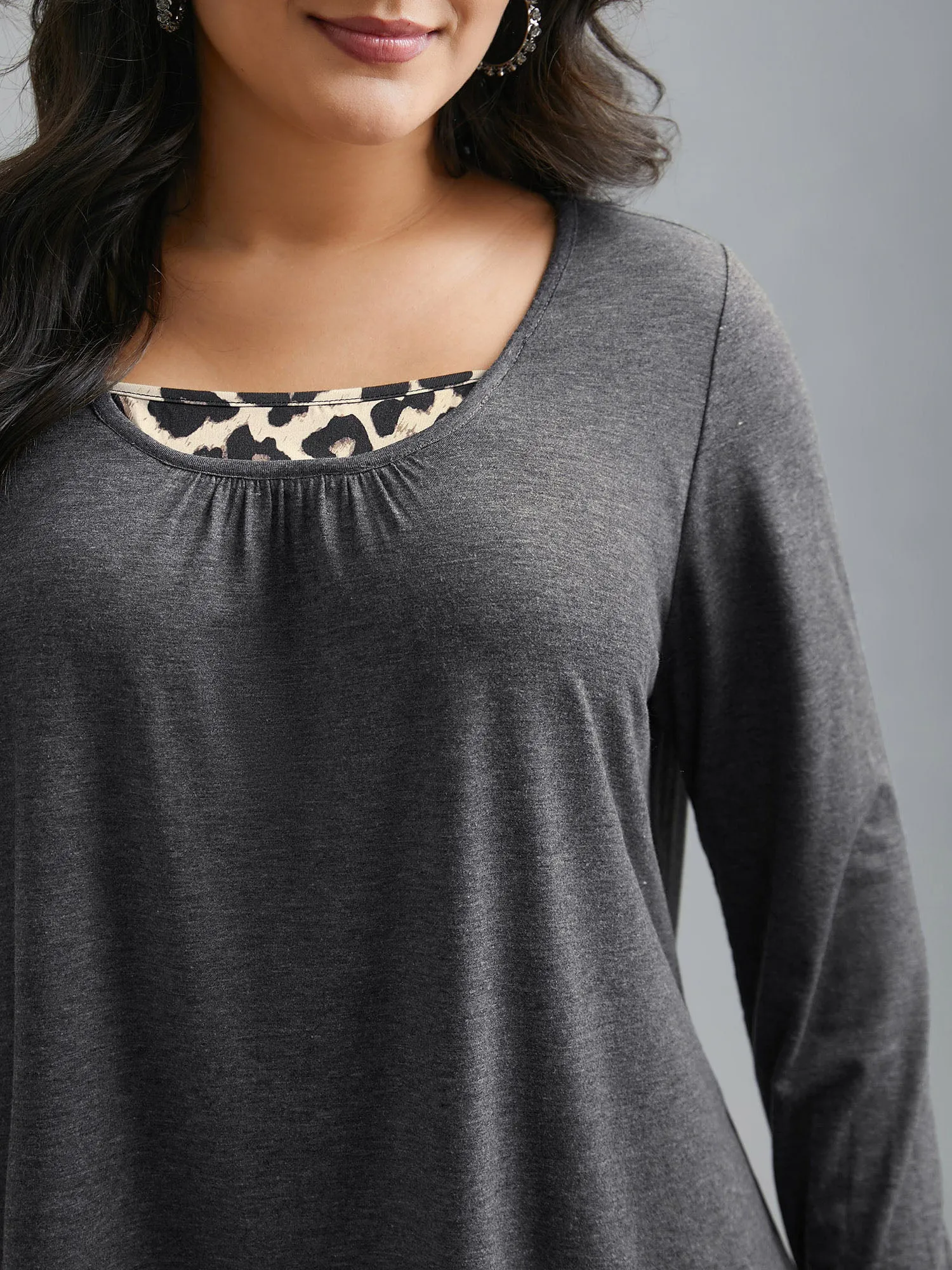 2-in-1 Leopard Print Spliced Knit Top sold by Bloomchic product image thumbnail 2