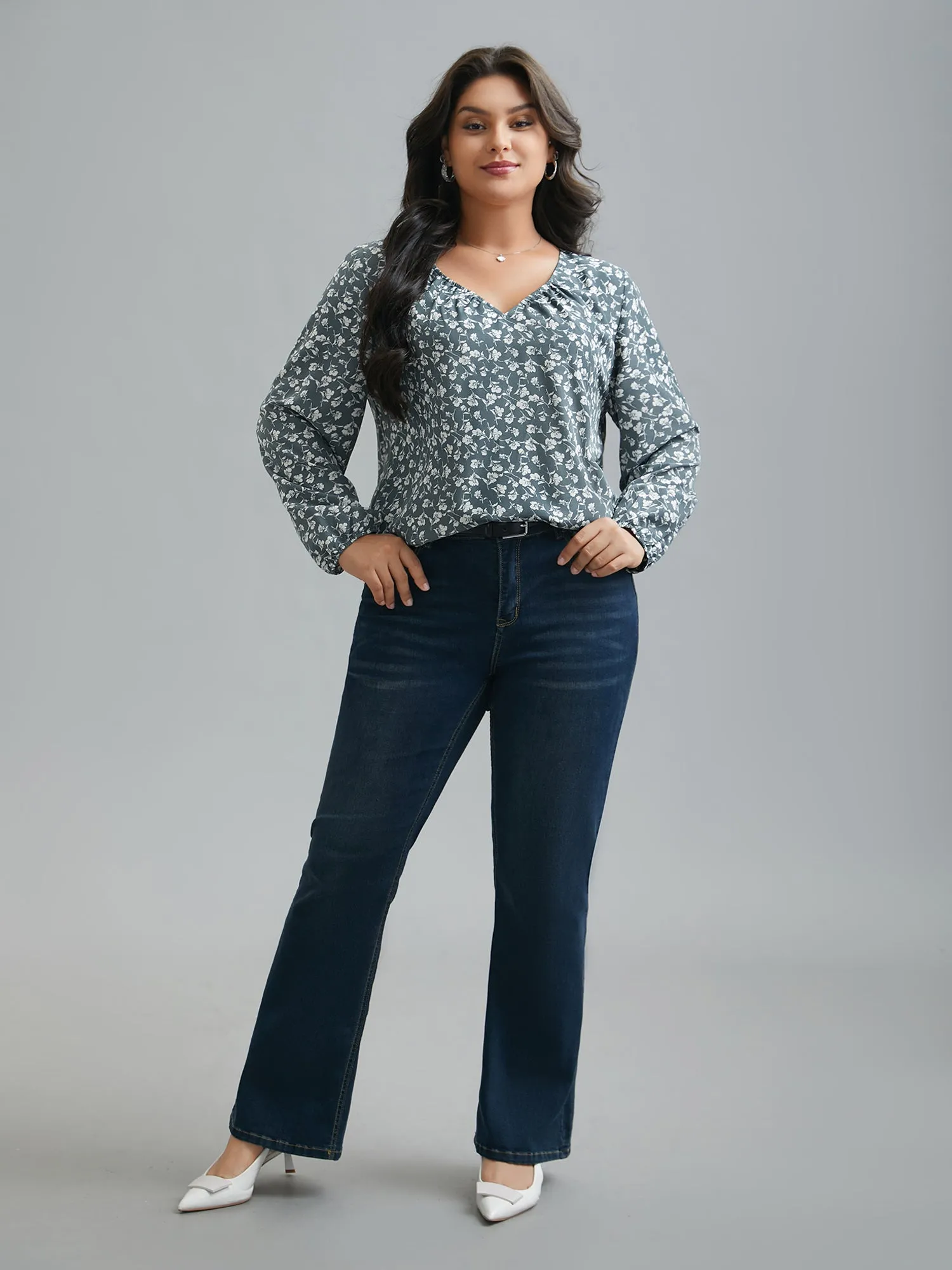 V-Neck Floral Pleated Blouse sold by Bloomchic product image thumbnail 2