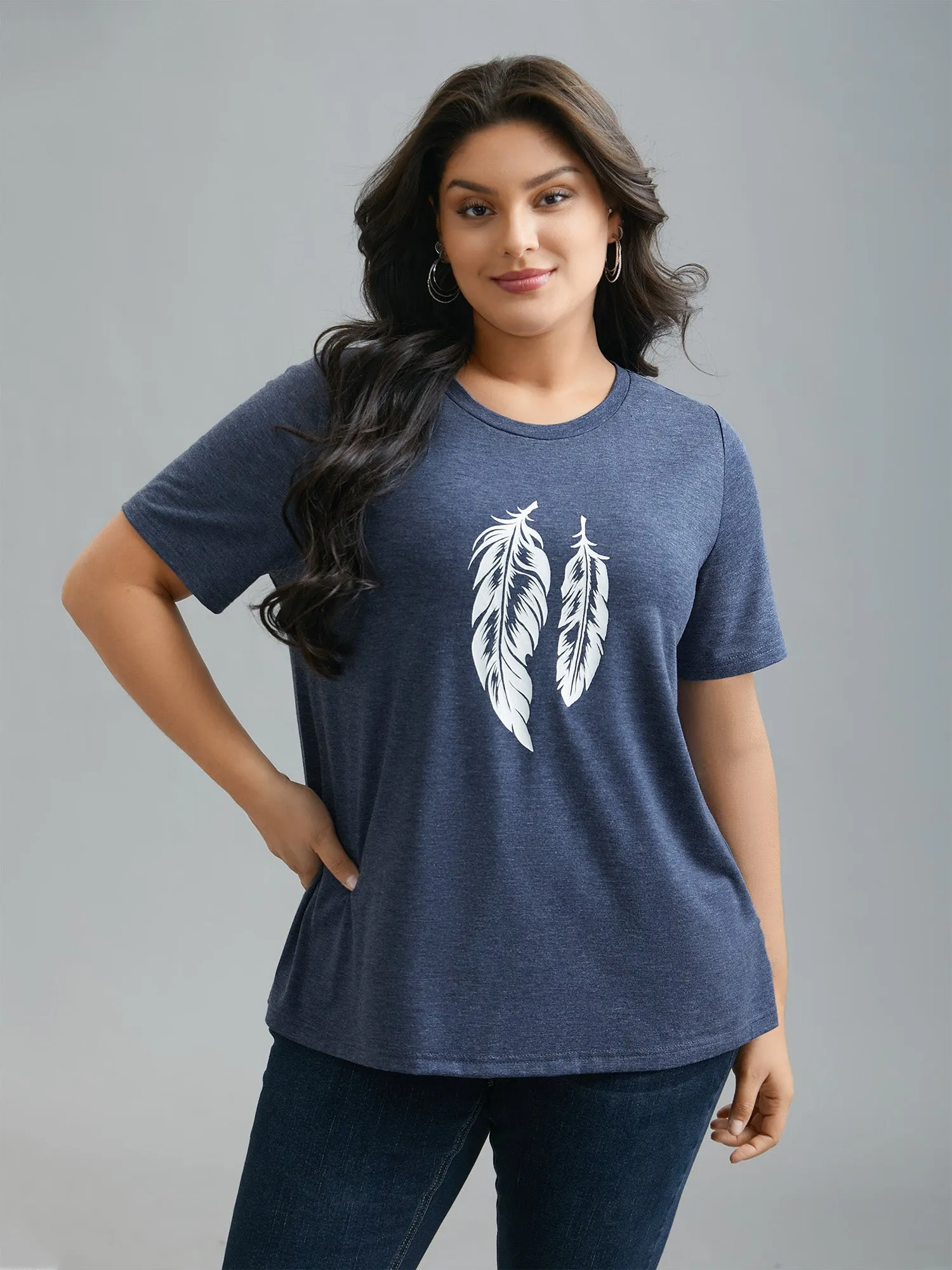 Round Neck Feather Pattern T-Shirt sold by Bloomchic product image thumbnail 4