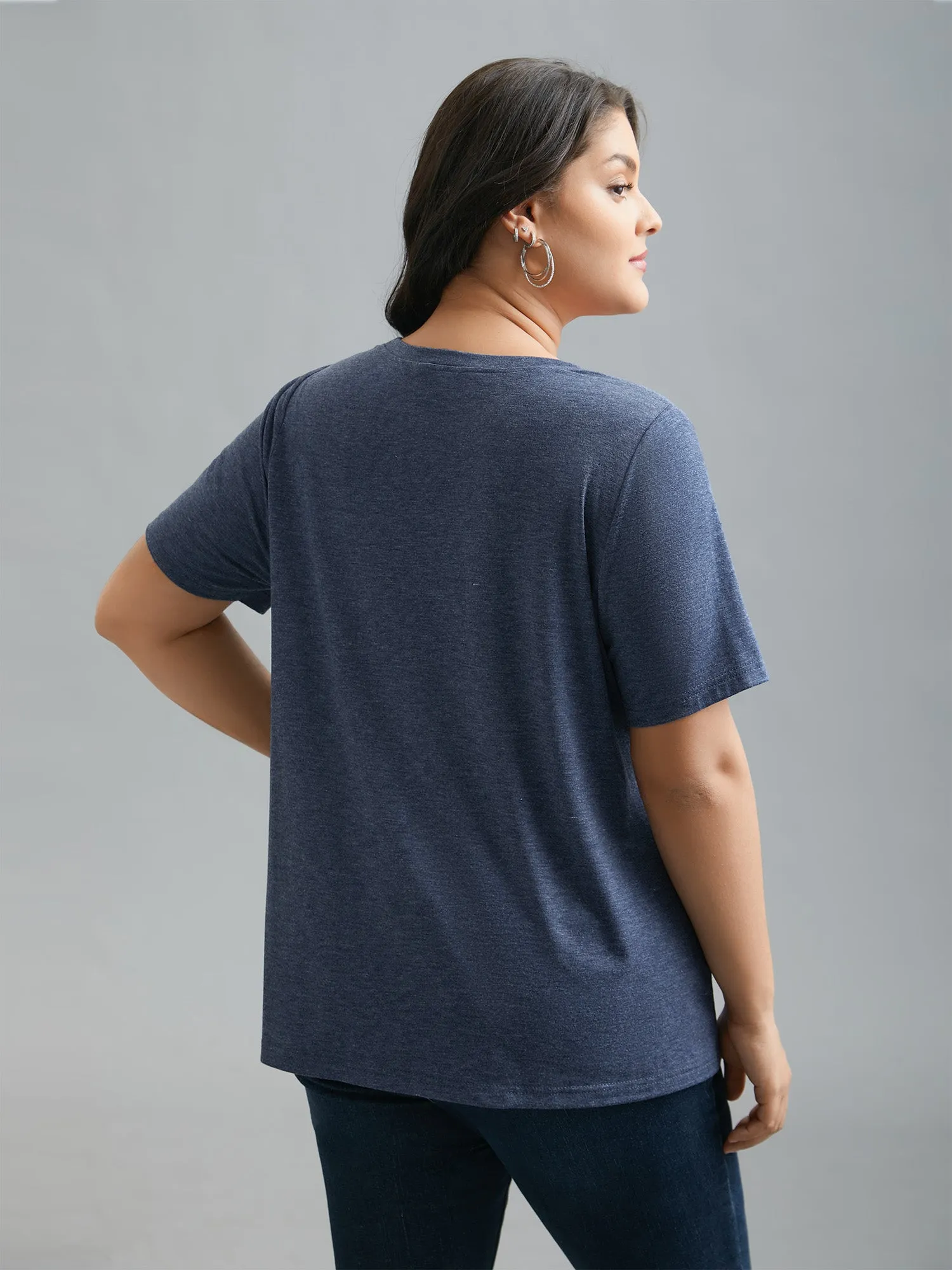 Round Neck Feather Pattern T-Shirt sold by Bloomchic product image thumbnail 5