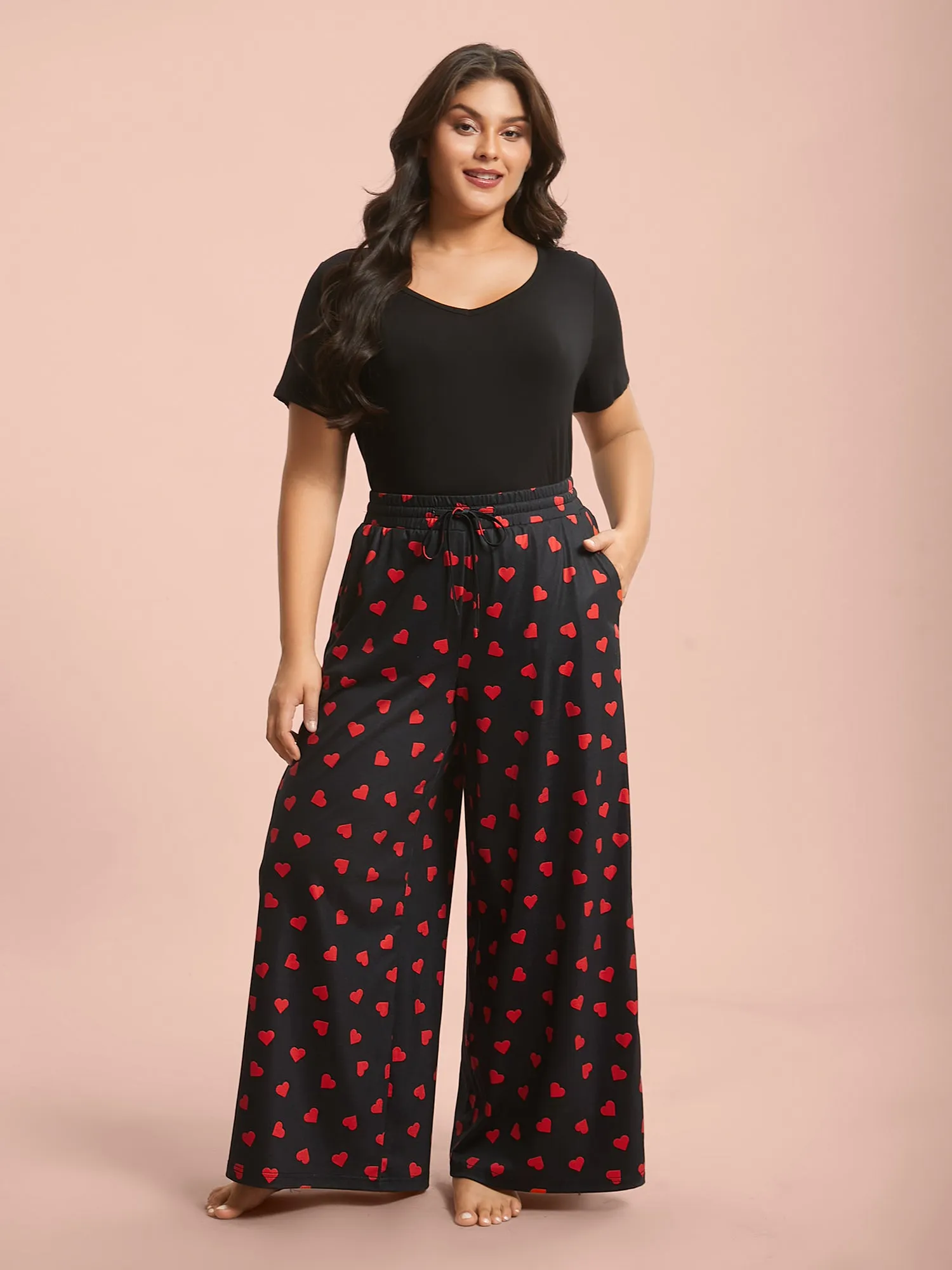 Heart Pattern Contrast Lounge Bottoms sold by Bloomchic product image thumbnail 2