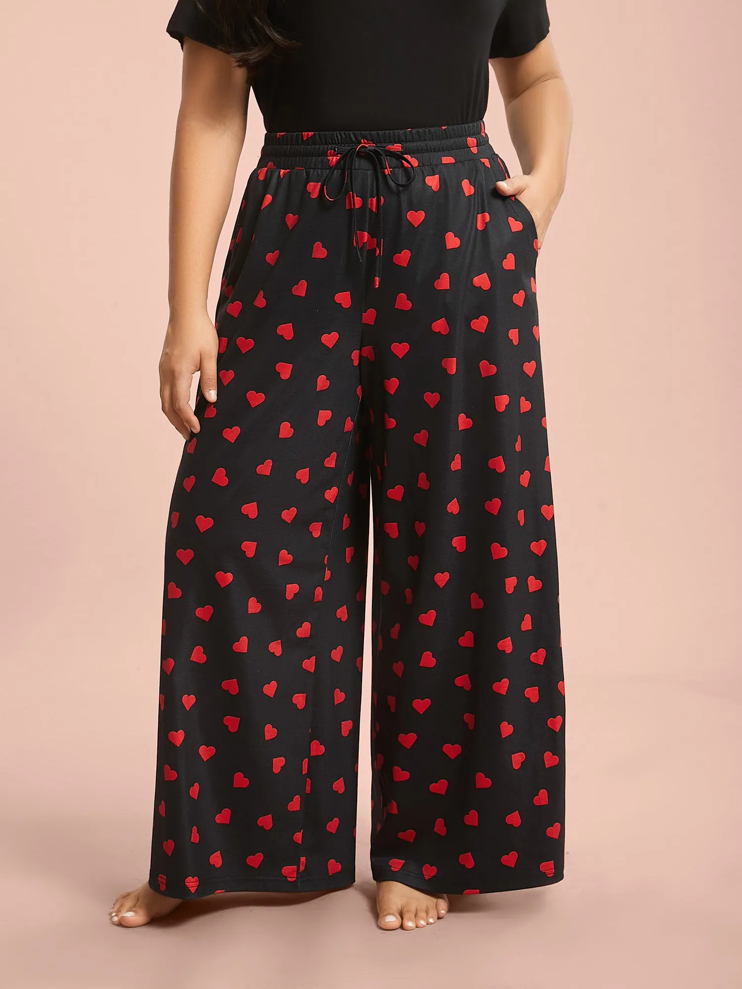Heart Pattern Contrast Lounge Bottoms sold by Bloomchic