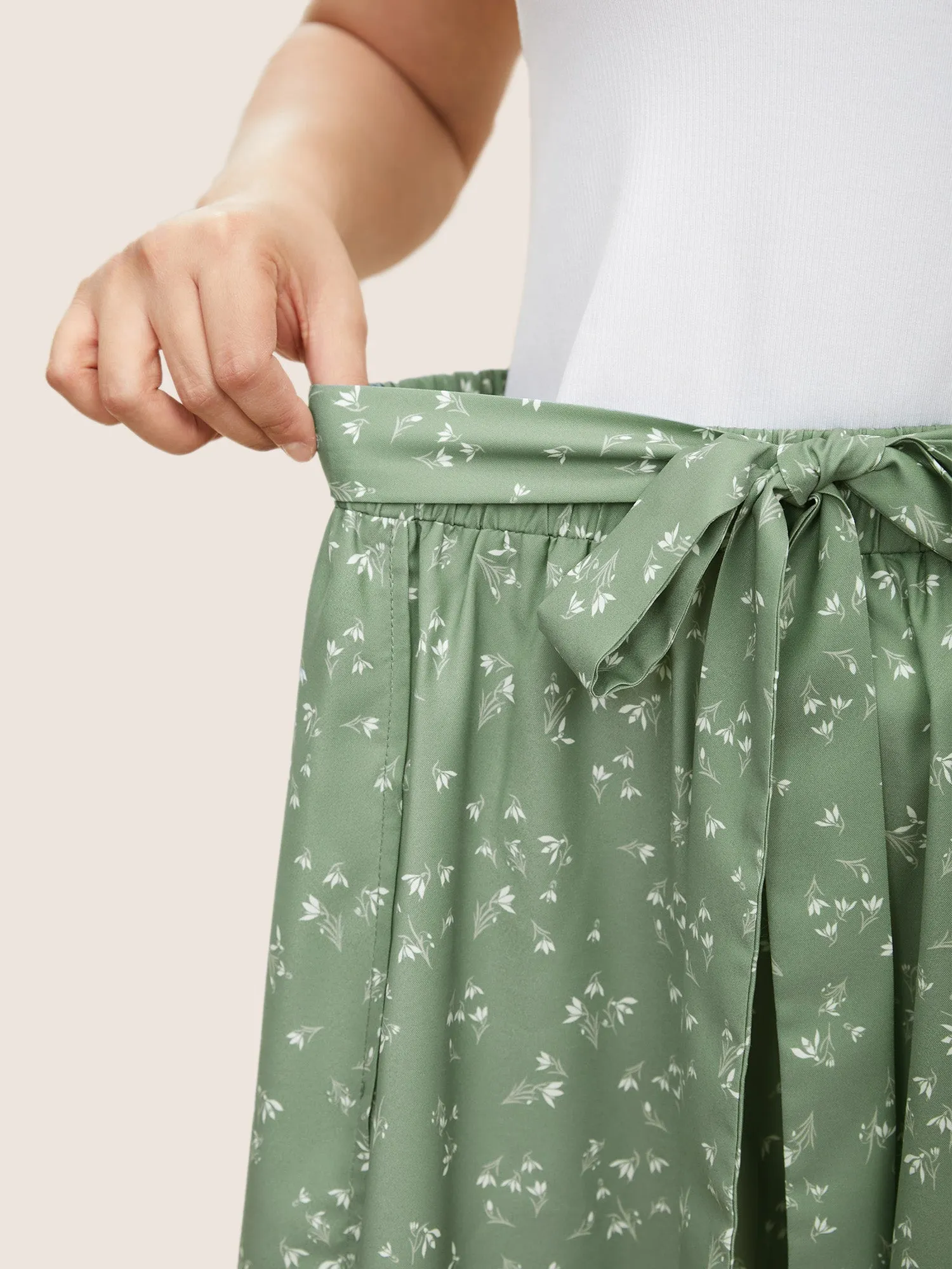 Ditsy Floral Elastic Waist Ties Split Hem Pants sold by Bloomchic product image thumbnail 5