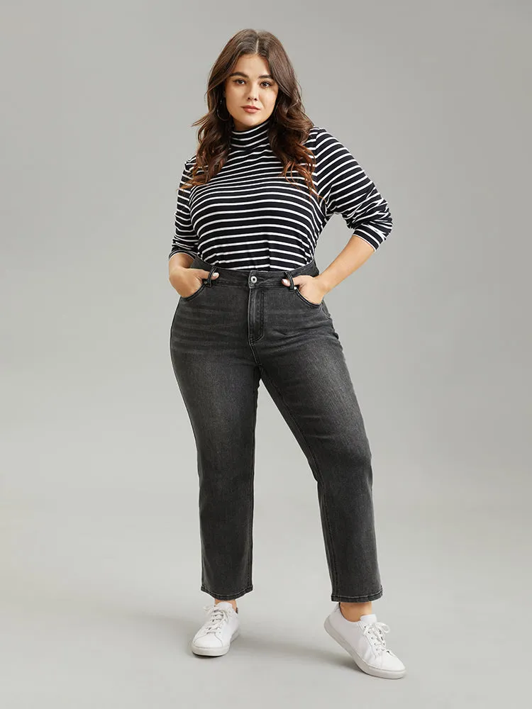 Vintage Black Wash Straight Leg Jeans sold by Bloomchic product image thumbnail 2