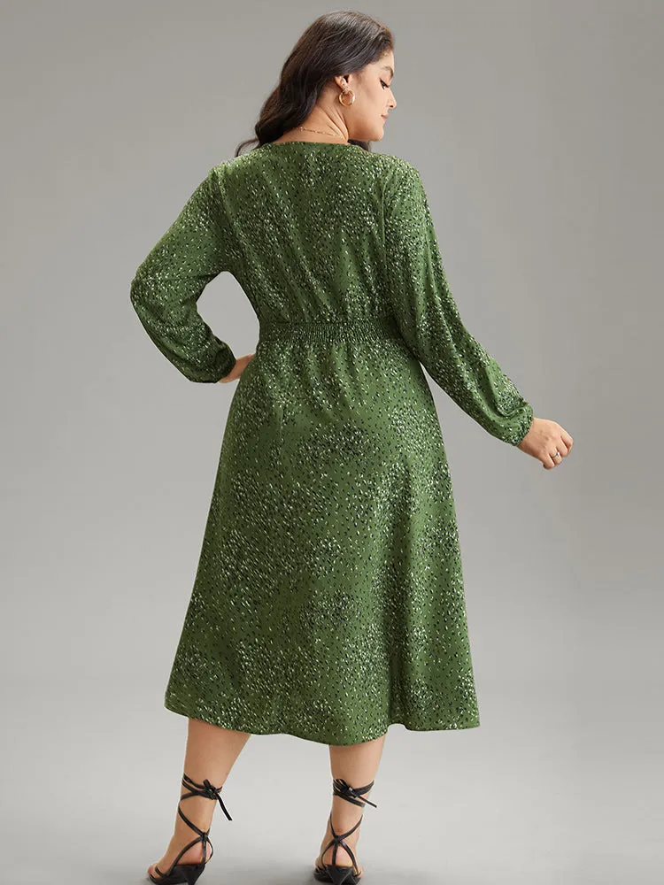 Allover Print Shirred Pocket Contrast Trim Dress sold by Bloomchic product image thumbnail 2