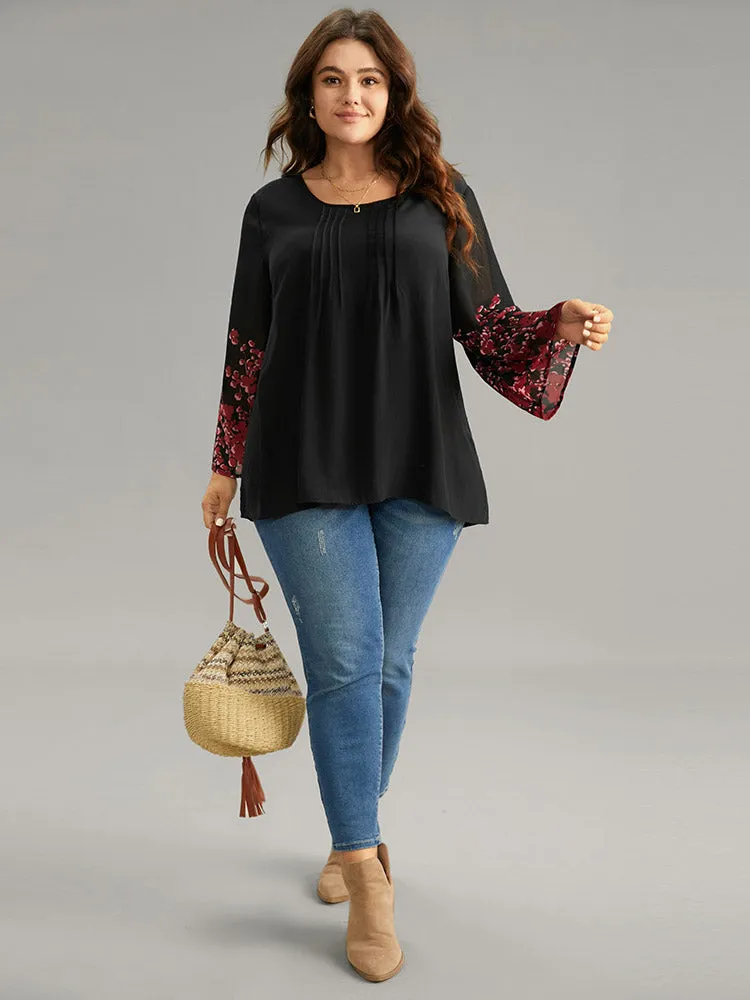 Boho Print Pleated Mesh Ruffle Sleeve Blouse sold by Bloomchic product image thumbnail 4