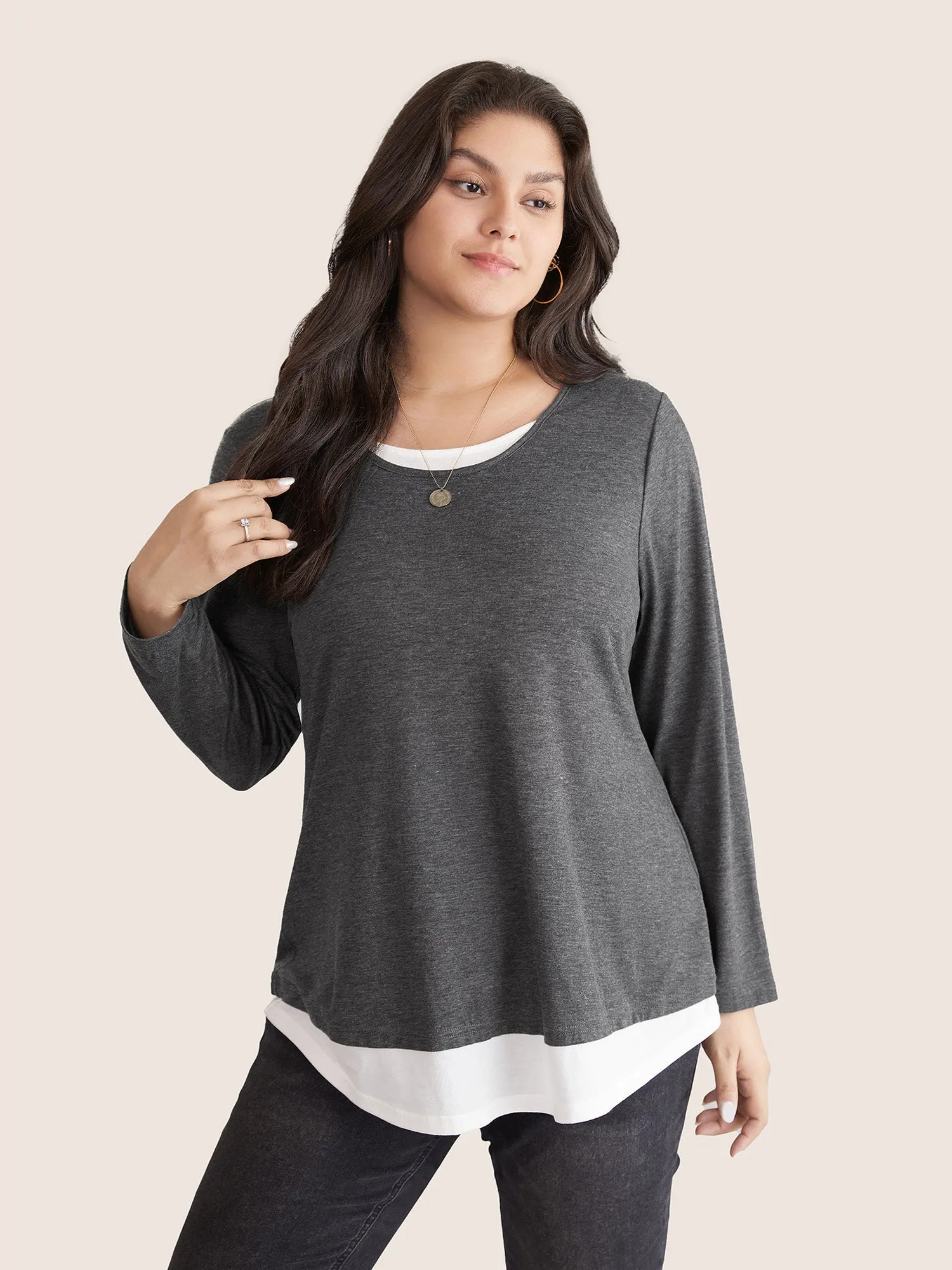 2-In-1 Contrast Crew Neck Curved Hem T-shirt sold by Bloomchic product image thumbnail 3