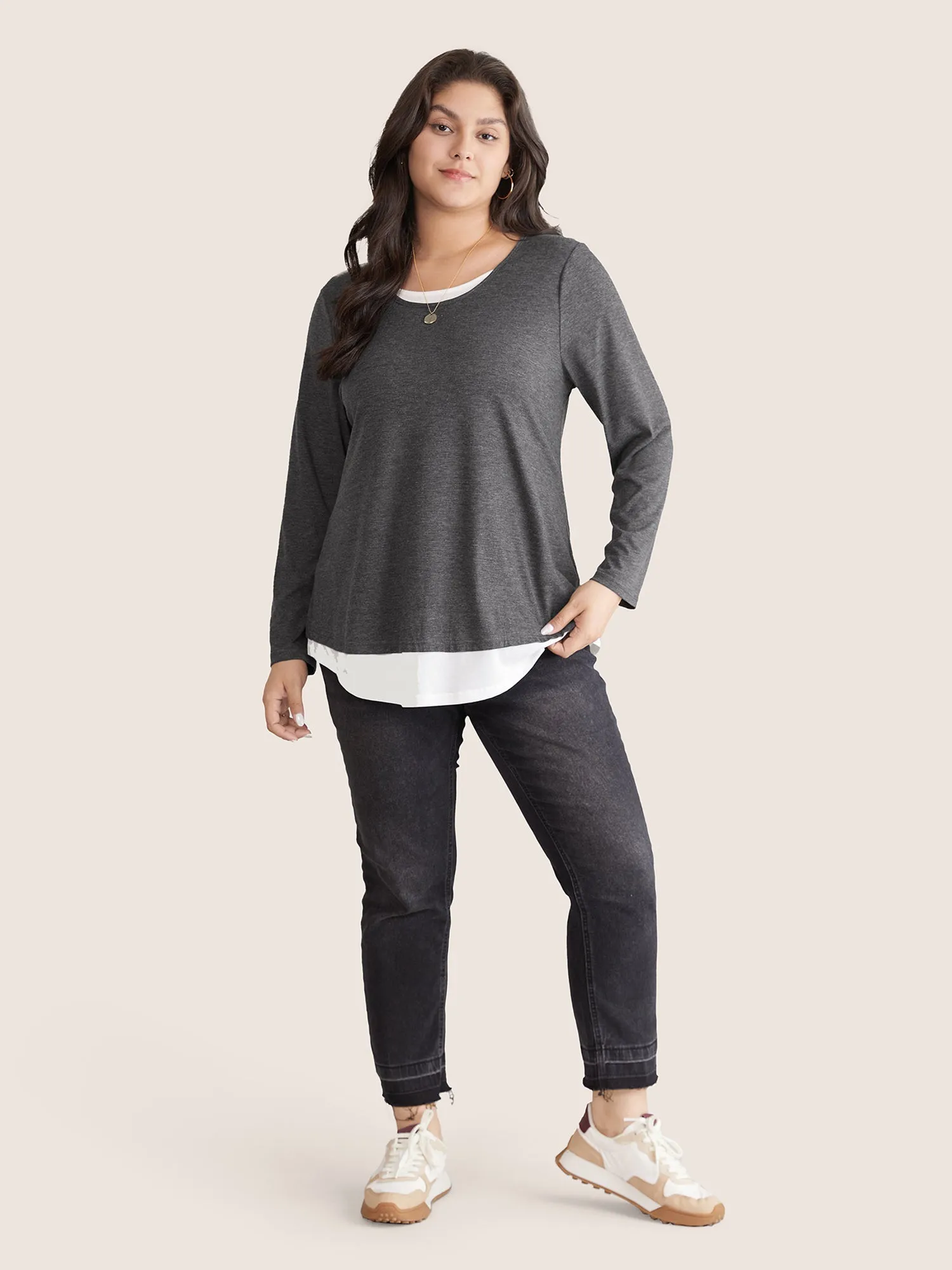 2-In-1 Contrast Crew Neck Curved Hem T-shirt sold by Bloomchic product image thumbnail 4