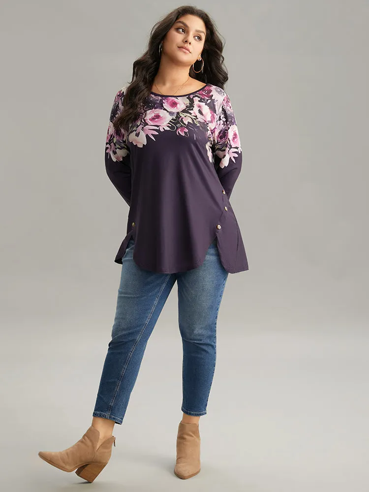 Floral Print Button Detail Arc Hem T-shirt sold by Bloomchic product image thumbnail 4