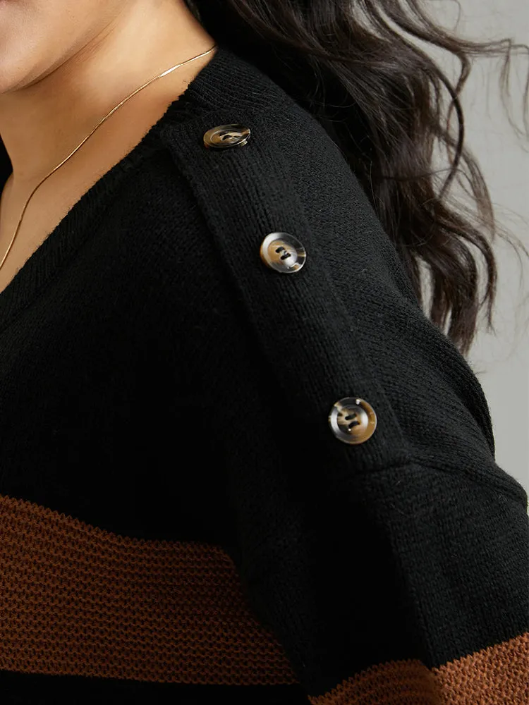 Colorblock Contrast Button Detail Crew Neck Pullover sold by Bloomchic product image thumbnail 5