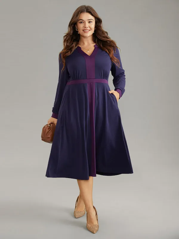 Contrast Notched Gathered Elastic Waist Dress sold by Bloomchic