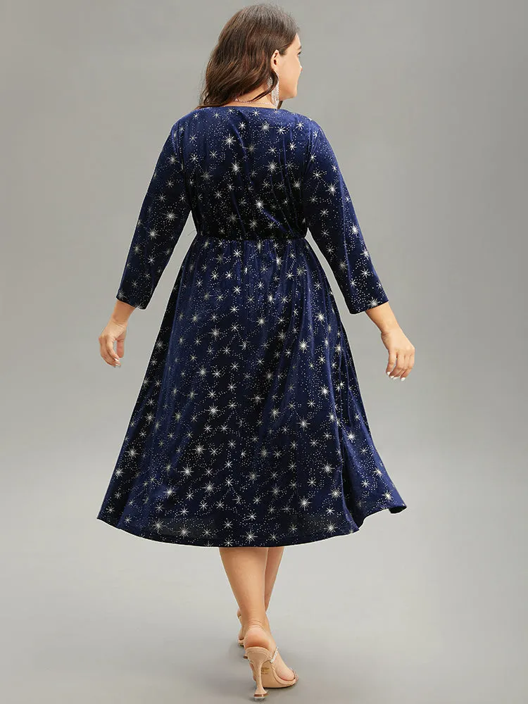 Christmas Velvet Star Glitter Wrap Pocket Dress sold by Bloomchic product image thumbnail 2