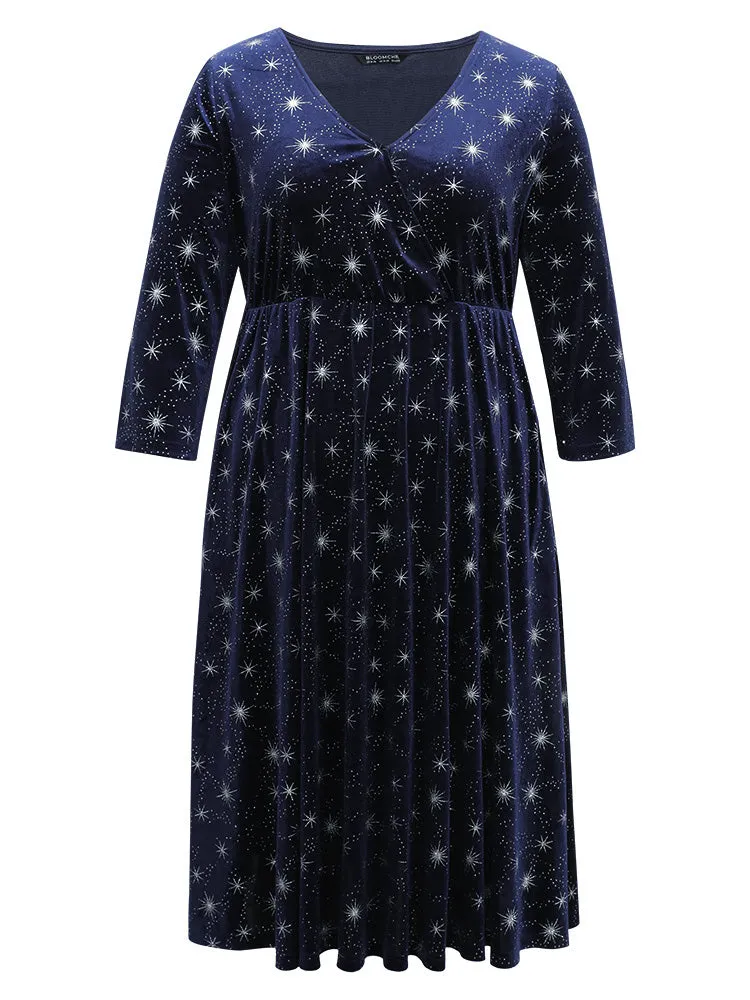 Christmas Velvet Star Glitter Wrap Pocket Dress sold by Bloomchic product image thumbnail 5