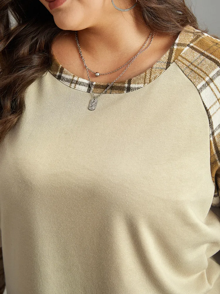 Plaid Patchwork Raglan Sleeve Sweatshirt sold by Bloomchic product image thumbnail 5
