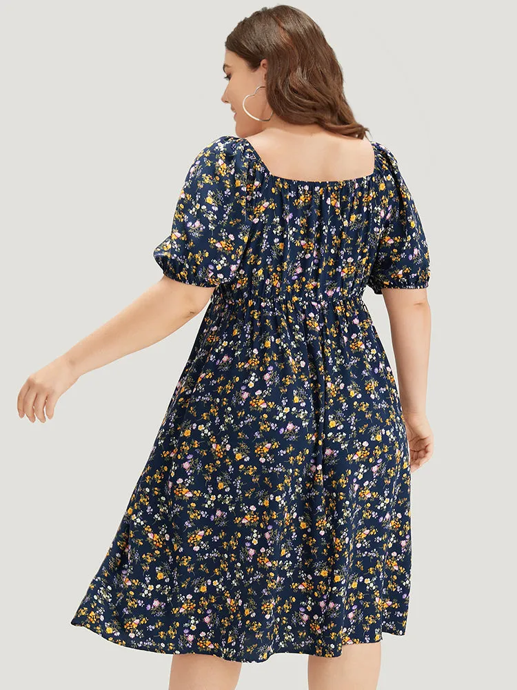 Ditsy Floral Ruched Square Neck Puff Sleeve Dress sold by Bloomchic product image thumbnail 4