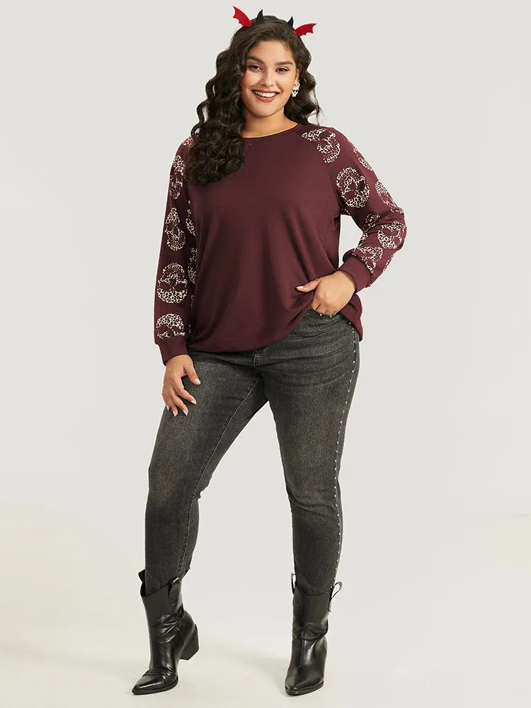 Halloween Skull Print Crew Neck Raglan Sleeve Sweatshirt sold by Bloomchic product image thumbnail 4