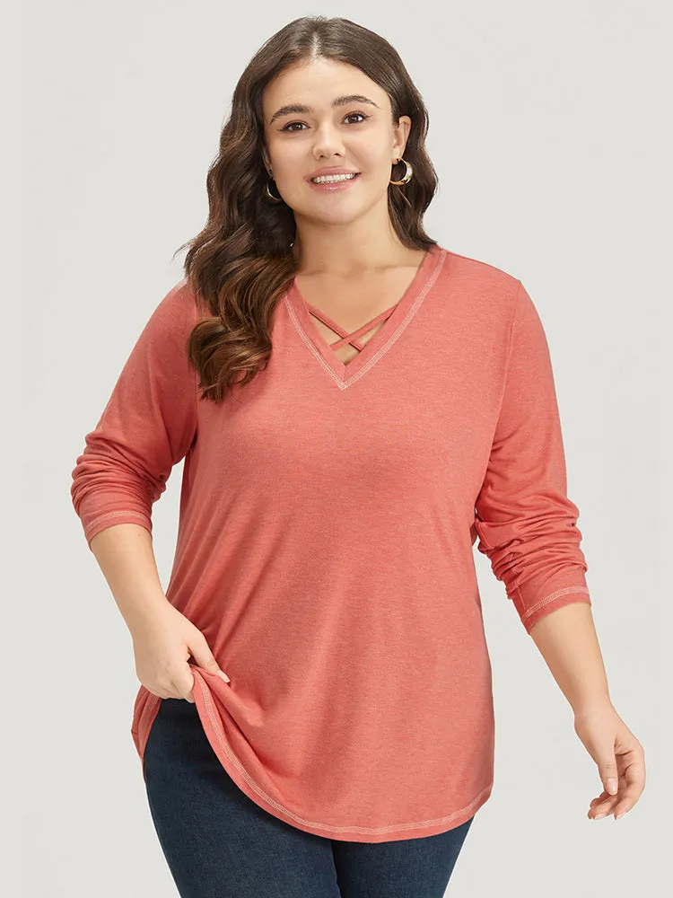 Plain Crisscross V Neck Contrast Trim T-shirt sold by Bloomchic product image thumbnail 3
