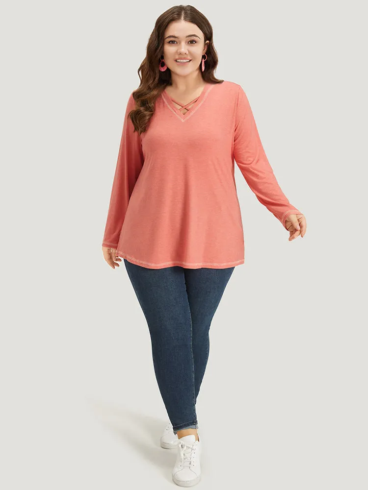 Plain Crisscross V Neck Contrast Trim T-shirt sold by Bloomchic product image thumbnail 4