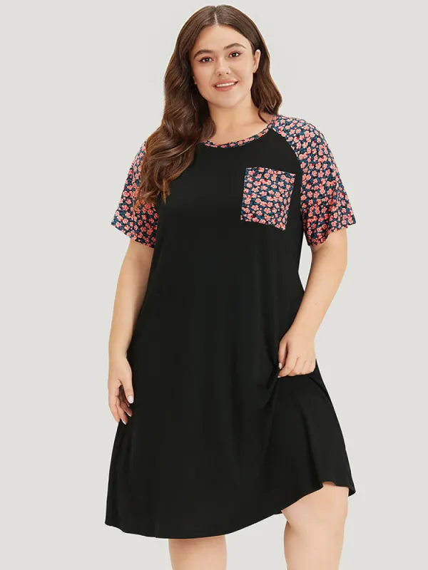 Supersoft Essentials Ditsy Floral Raglan Sleeve Patched Pocket Dress sold by Bloomchic