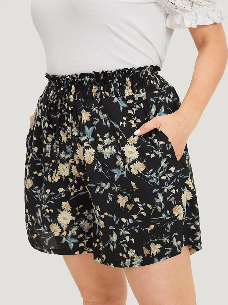 Floral Knot Shirred Pocket Paperbag Waist Shorts sold by Bloomchic product image thumbnail 3