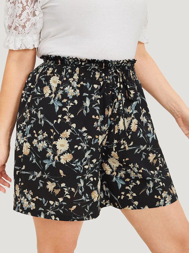 Floral Knot Shirred Pocket Paperbag Waist Shorts sold by Bloomchic product image thumbnail 5