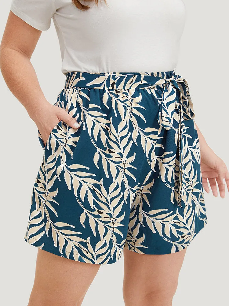 Tropical Plants Print Contrast Pocket Belted Shorts sold by Bloomchic product image thumbnail 3