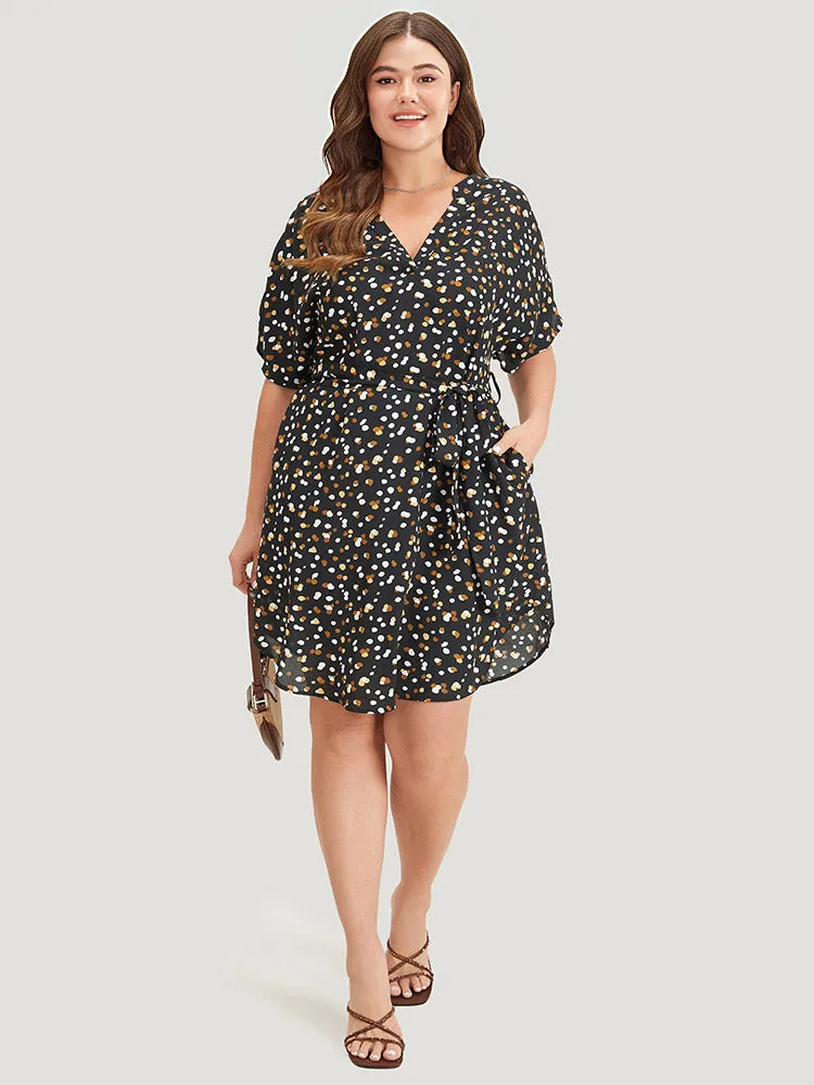 Allover Print Pocket Notched Belted Curved Hem Dress sold by Bloomchic product image thumbnail 4