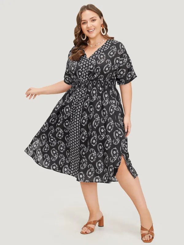 Paisley Print Batwing Sleeve Pocket Shirred Split Dress sold by Bloomchic