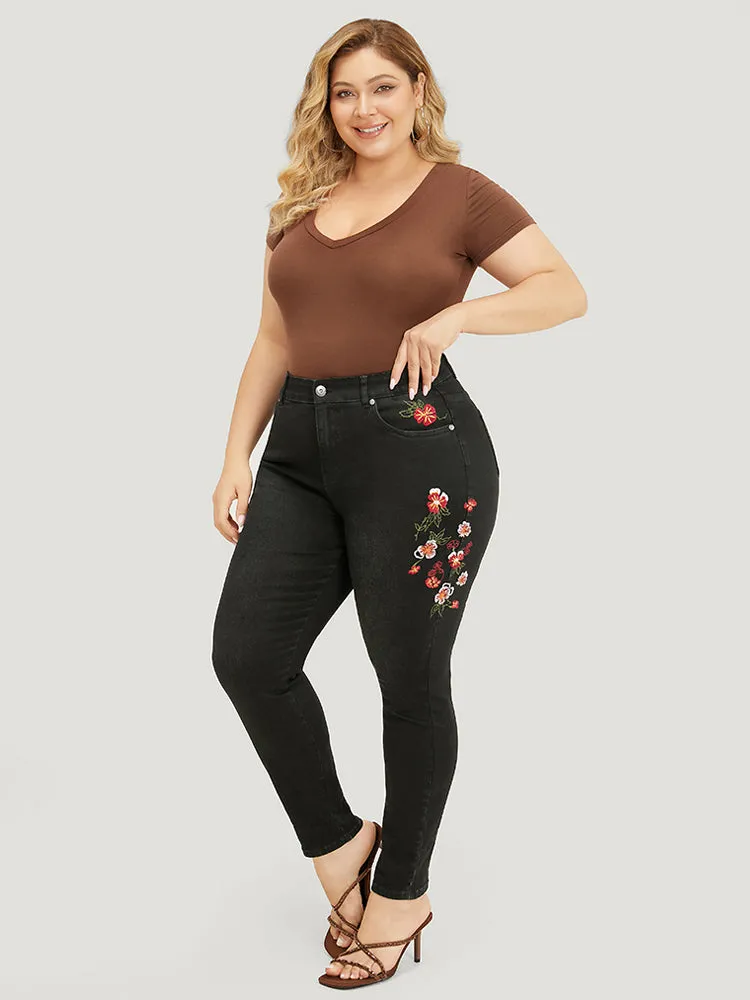 Very Stretchy High Rise Black Wash Floral Embroidered Jeans sold by Bloomchic product image thumbnail 2
