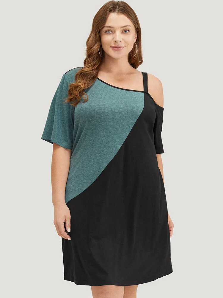 Colorblock Contrast Pocket One Shoulder Short Dress sold by Bloomchic