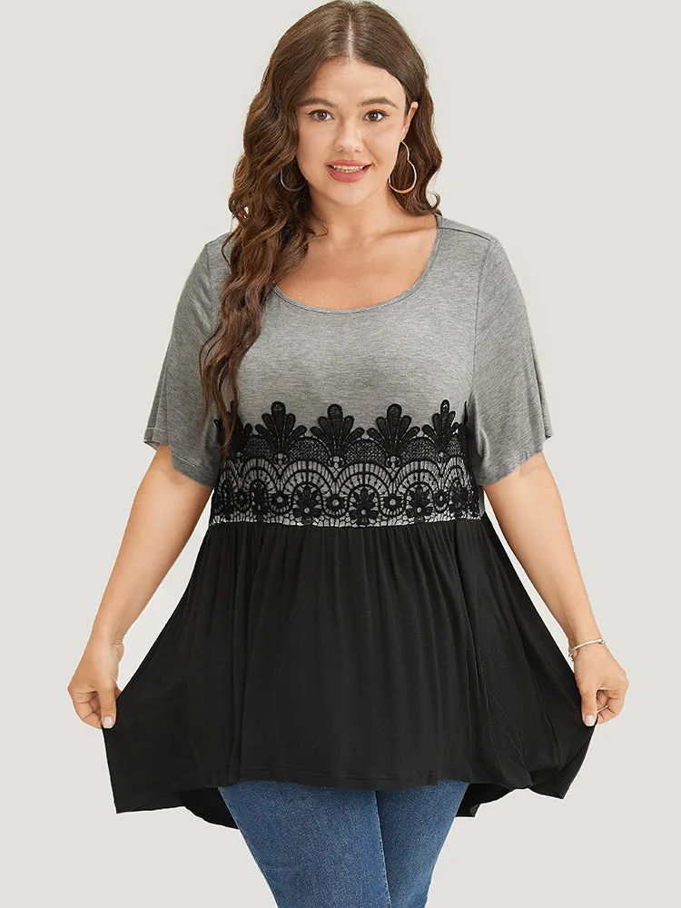 Floral Guipure Lace Contrast Ruffle Asymmetrical Hem T-shirt sold by Bloomchic product image thumbnail 2