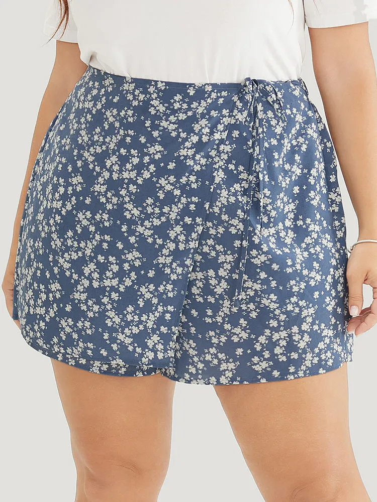 Ditsy Floral Wrap Hem Pocket Knot Side Skort sold by Bloomchic