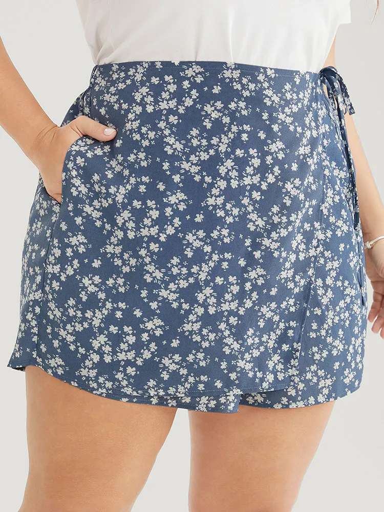 Ditsy Floral Wrap Hem Pocket Knot Side Skort sold by Bloomchic product image thumbnail 4