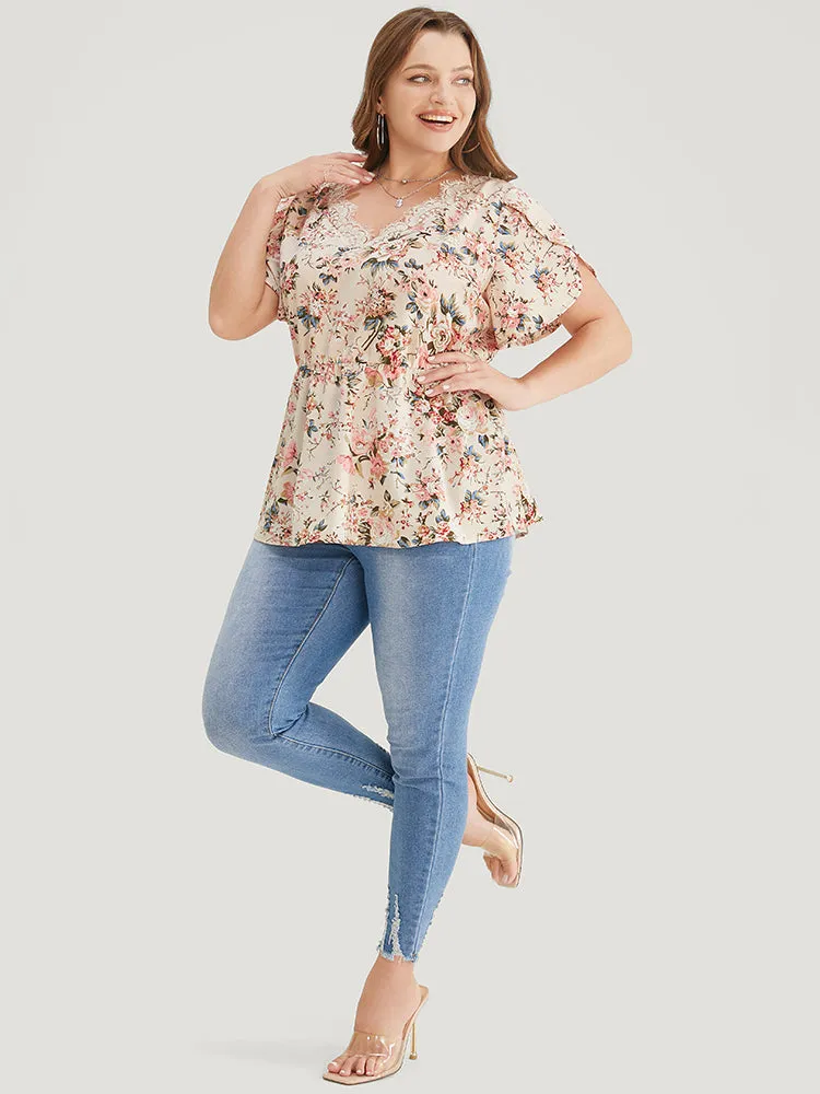 Floral Print Lace Trim Ruffle Hem Petal Sleeve Blouse sold by Bloomchic product image thumbnail 4