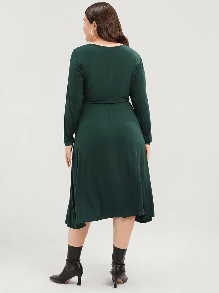 Solid Pocket Gathered V Neck Midi Dress Without Belt sold by Bloomchic product image thumbnail 4