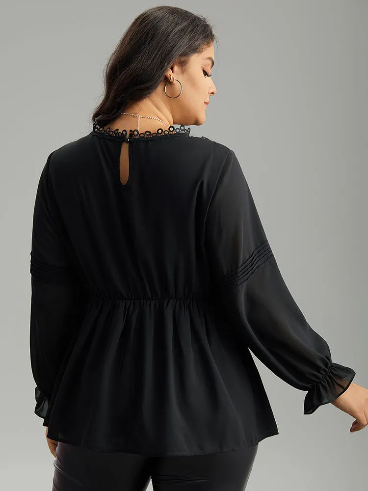 Plain Ruffles Elastic Waist Lace Patchwork Blouse sold by Bloomchic product image thumbnail 2